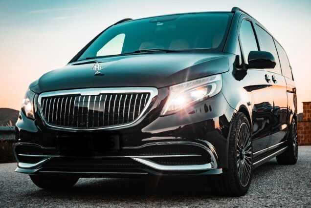 Maybach Mercedes VIP VAN - 10 Hours