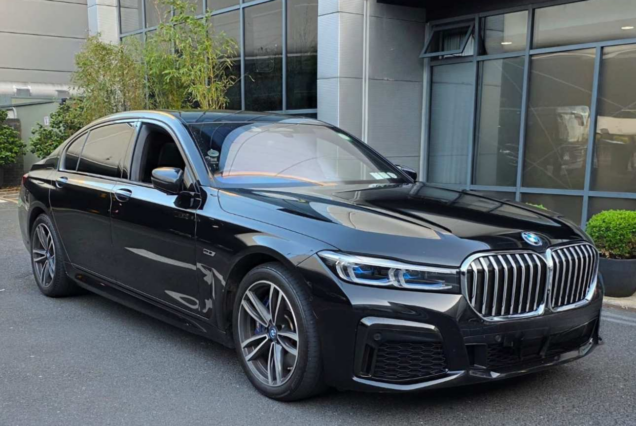 BMW 745le